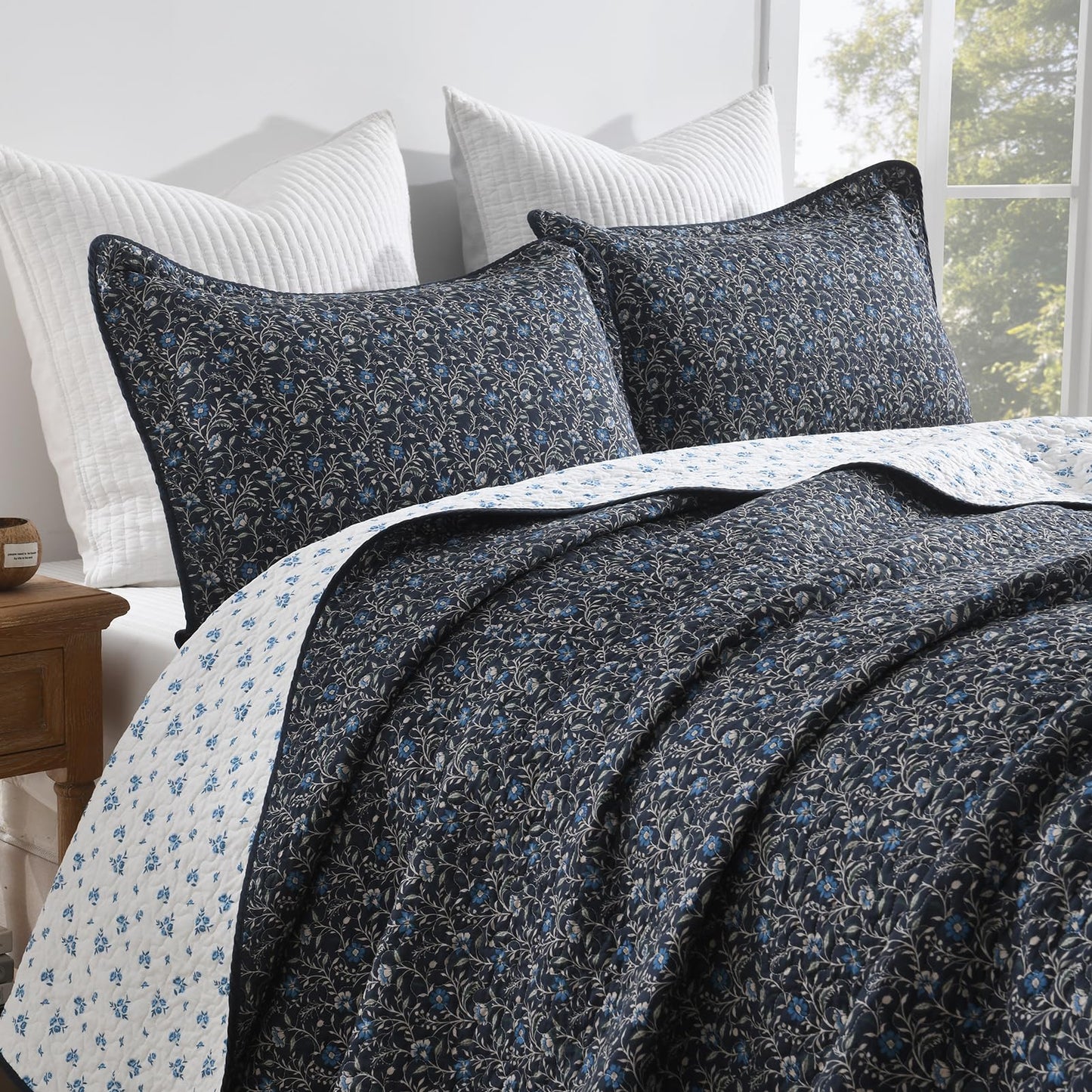 DDUOXIN Botanical Queen Quilt Set - 100% Cotton Reversible Plant Floral Quilts with 2 Pillow Shams, Curling Leaves Lightweight Bedspread Bedroom Bedding for All Seasons, Navy Blue/Blueberry/Bluesteel