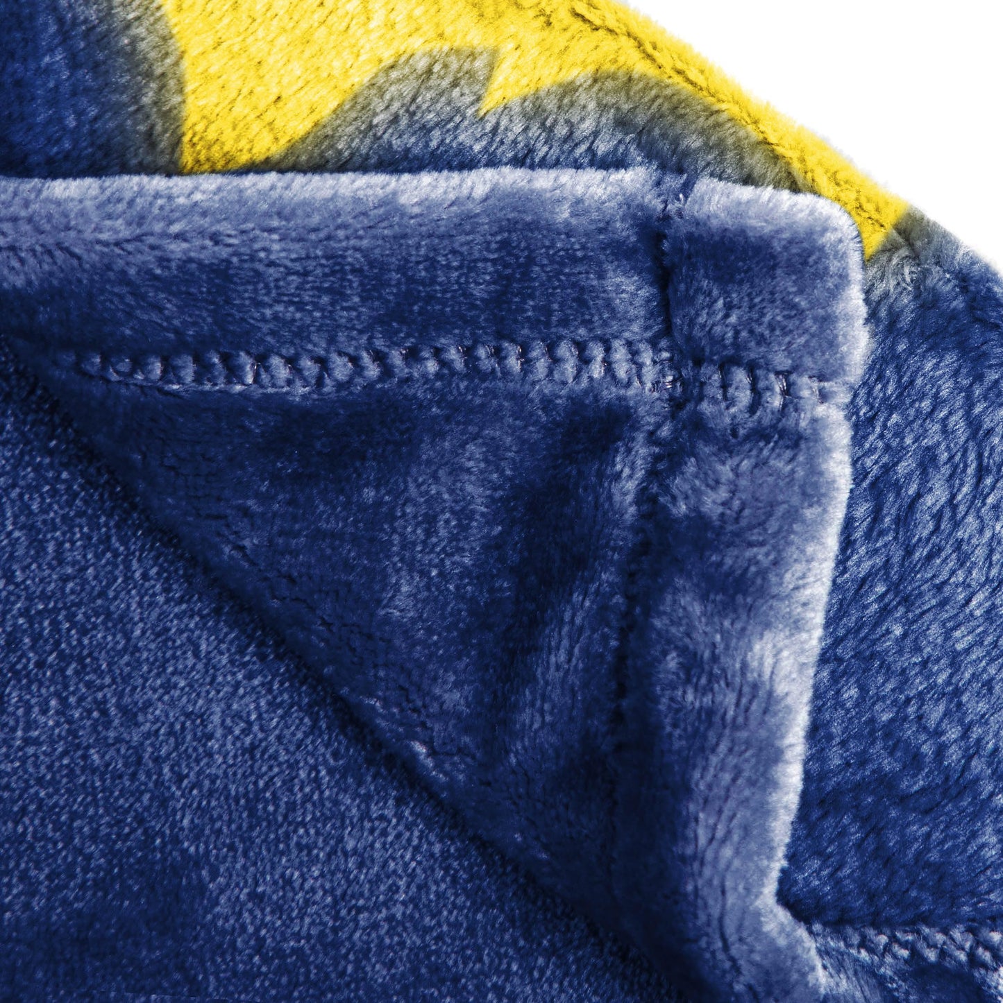 Jay Franco Kids Plush Throw Blanket – Soft & Cozy Fleece Throw for Bedroom & Couch Décor, Official Licensed Product, Blue - Marvel Rivals Spiderman, 60x90 - Large Blanket