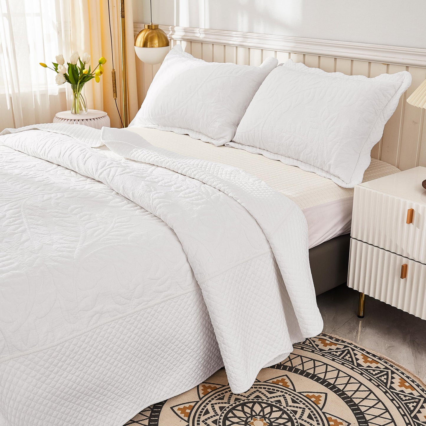 MarCielo 3-Piece 100% Cotton Oversized Bedspread Lightweight Quilt Coverlet Embroidery Farmhouse Bedding Set T0 (Bright White, Oversized King (118"x106"))