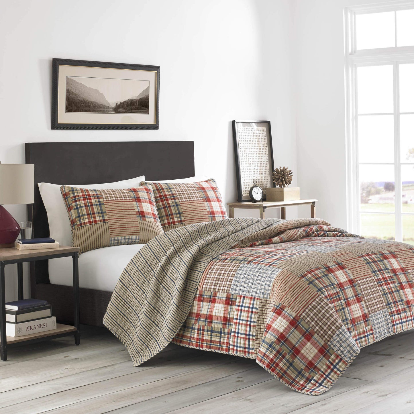 Eddie Bauer - Queen Quilt Set with Shams, Reversible Cotton Bedding, Lightweight All-Season, Pre-Washed, Hawthorne Brown
