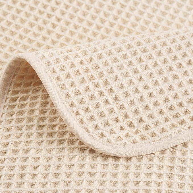 POLYTE 430 GSM Microfiber Lint Free Washcloth Face Towel, 13 x 13 in, 4 Pack