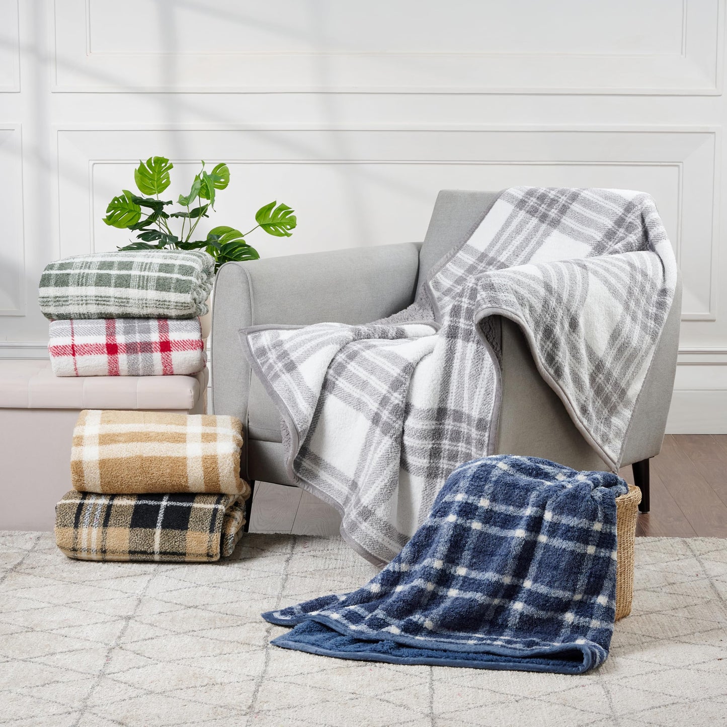 CBCHome Reversible Soft Sherpa Throw Blanket - Cute and Cozy Thick Throw for Couch, Warm Gifts for Women (Green Plaid, 50" x60")