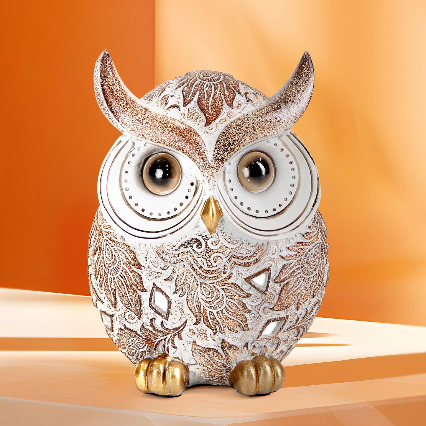 Smadeer Owl Statue and Figurine for Home Decor Accents Adorable Owl for Shelf Bookshelf Bedroom Living Room Office Table Desk Modern Decorations Animal Sculpture for Birds Lovers