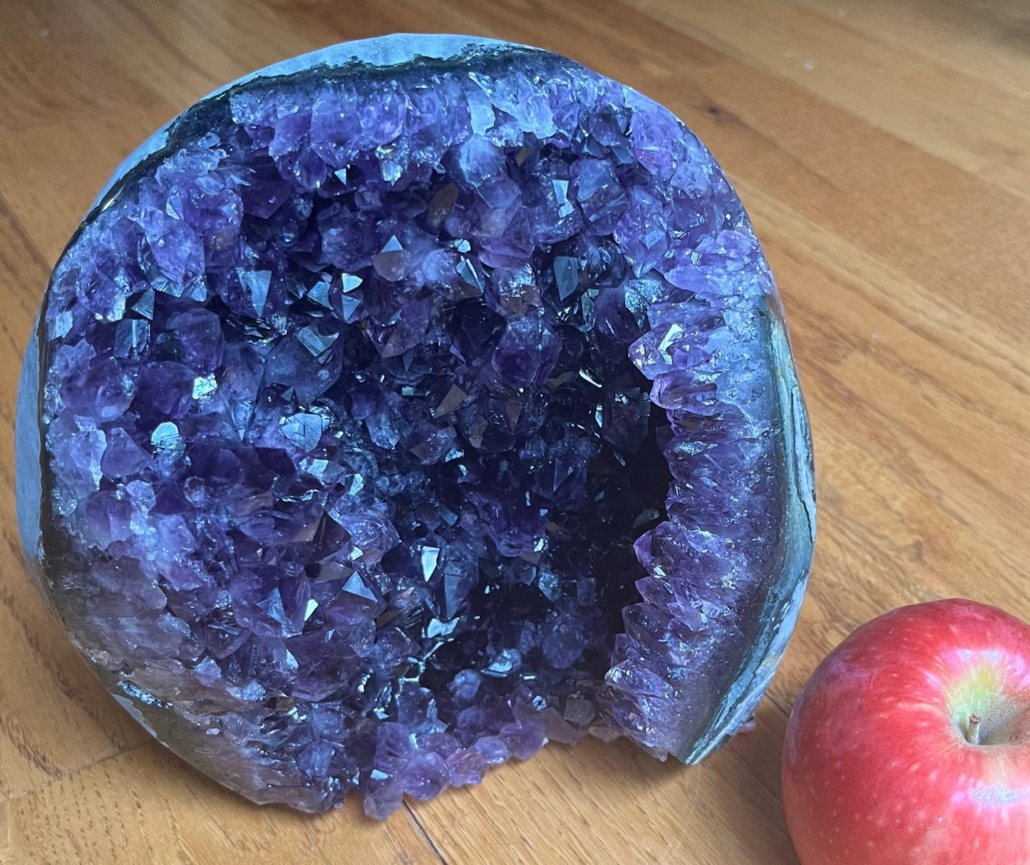 Extreme Rocks & Fossils Premium Amethyst Geode Stone Cluster [6 to 7 lb.] - Each Piece is Unique & Natural - Real Raw Healing Crystal Rock from Uruguay - Deep Purple Decoration