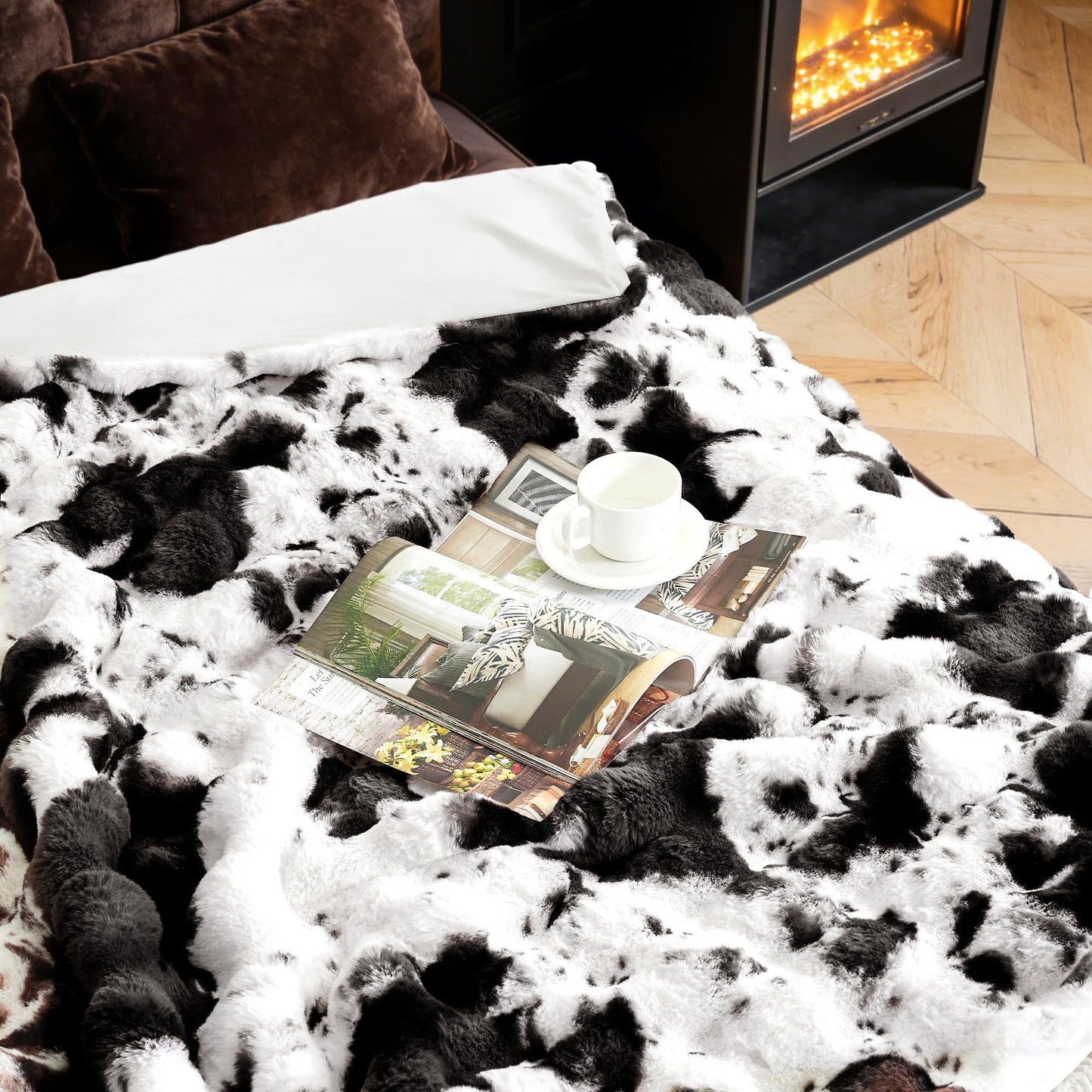 VFROO Ultra Plush Bubble Faux Rabbit Fur Blanket – 950GSM Thick Fluffy Throw Blanket for Bed, Couch, Sofa, Home Decor or Mothers Day Birthday Gifts for Women, 50" × 60", Black Cow