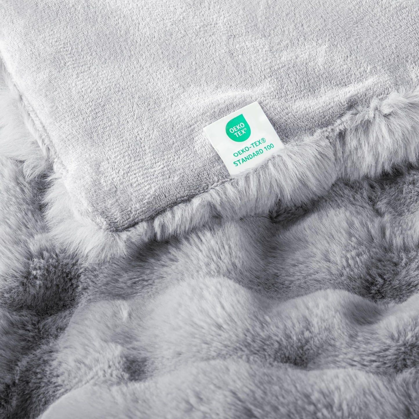 Exclusivo Mezcla Faux Fur Throw Blanket for Couch, Luxury Reversible 3D Rabbit Bubble Fuzzy Thick Sherpa Blankets for Winter, Plush Fleece Warm Cozy Bed Throw, 50x60 Inches, Light Grey