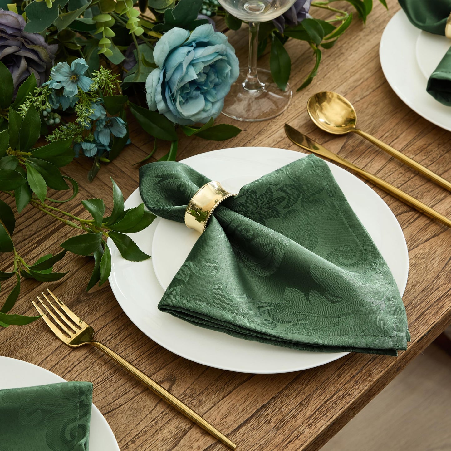 Newbridge Christmas Barcelona Damask Fabric Tablecloth, 70 Inch Round, Hunter Green – No Iron, Soil Resistant Table Cover for Dining, Parties and Holidays