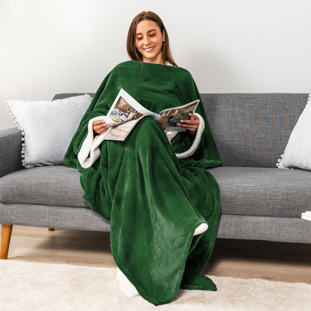 PAVILIA Wearable Blanket with Sleeves & Pocket for Women & Men, Soft Fleece Snuggle Throw with Sherpa Trim, Cozy TV Couch Robe, Gift Ideas for Mom & Wife, Dark Green