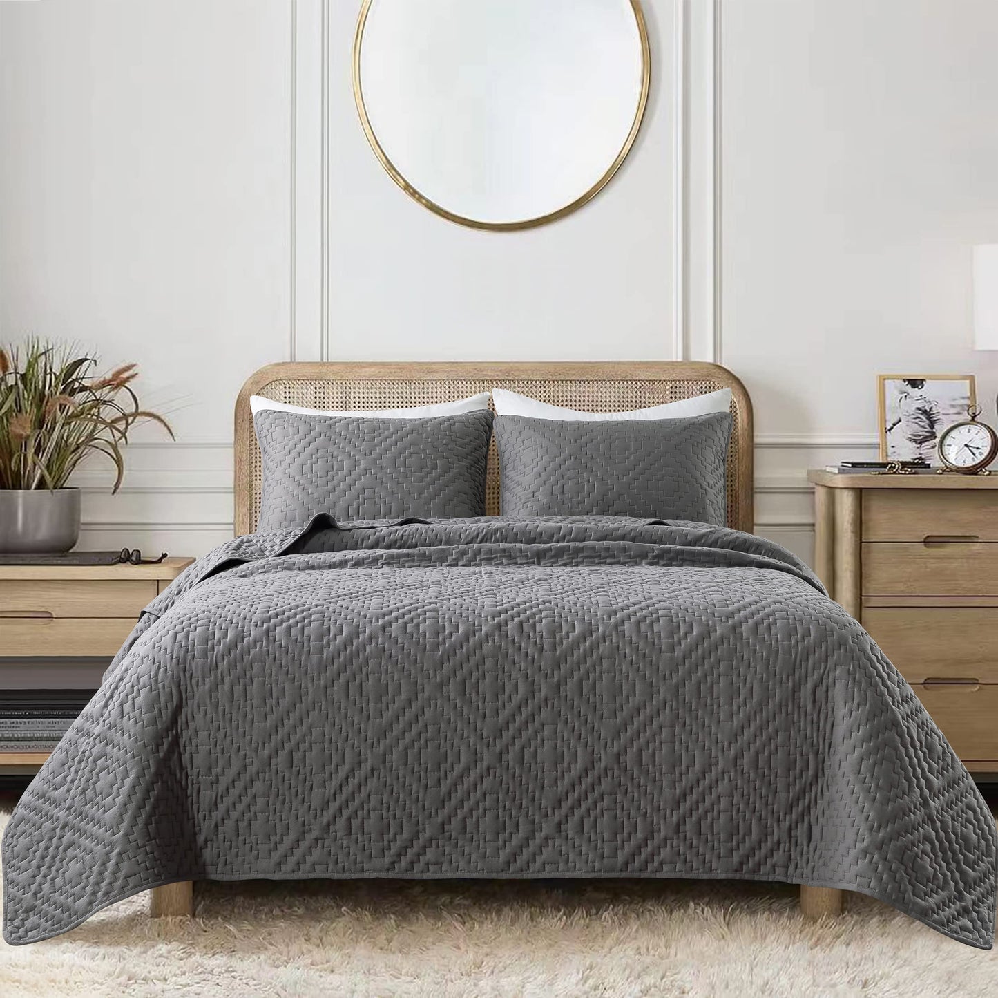 R.SHARE Dark Grey Queen Size Quilt Bedding Sets with Pillow Shams, Boho Full Lightweight Soft Bedspread Coverlet, Quilted Blanket Thin Comforter Bed Cover for All Season, 3 Pieces, 90x90 inches