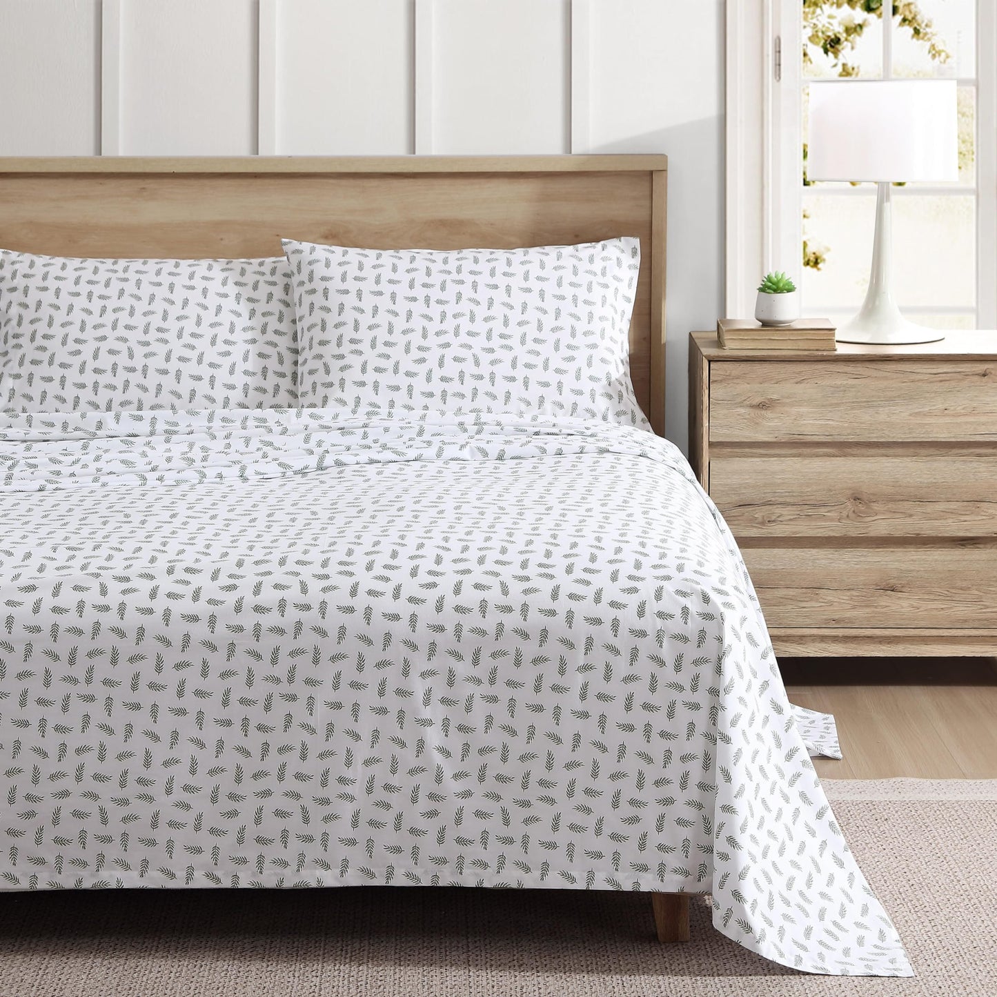 Eddie Bauer - Twin Sheet Set, Cotton Percale Bed Sheets, Crisp & Cool, Ideal Dorm Essentials (Laurel Leaves, Twin)