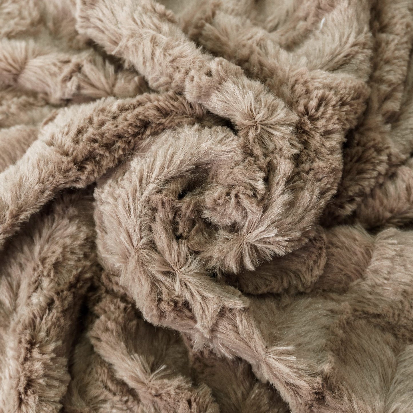 Home Soft Things Brown Saga Double Sided Faux Fur Throw, 60" x 80", Taupe Comforable Soft Cozy Throw Blanket for Chair Bedroom Living Room Sofa Couch Bed Outdoor