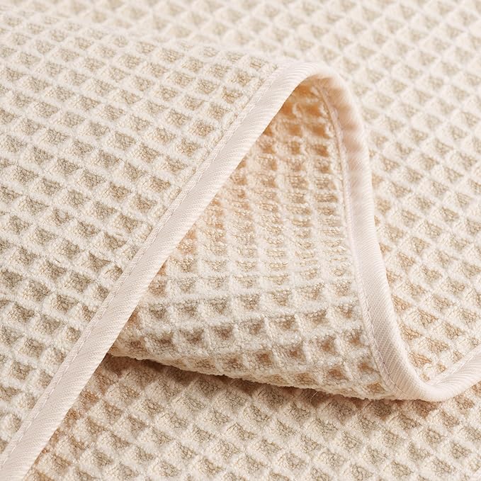 POLYTE 430 GSM Microfiber Lint Free Washcloth Face Towel, 13 x 13 in, 4 Pack