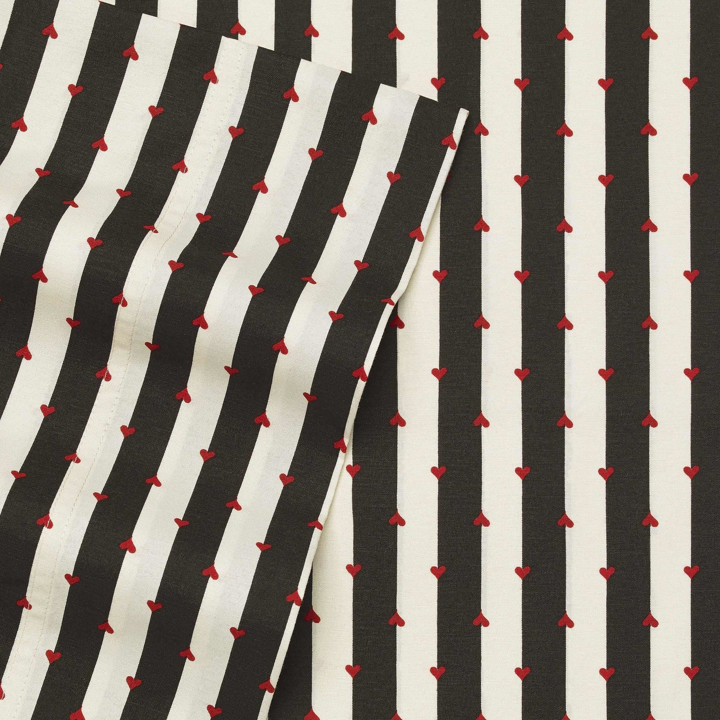 Betsey Johnson - Queen Bed Sheets, Soft & Lightweight Bedding, Fade & Wrinkle Resistant (Wonderland Stripe, Queen)