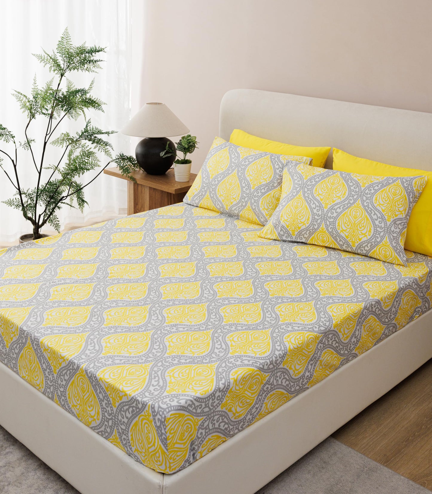Spirit Linen home 6-Piece King Size Bed Sheet Set - Deep Pocket, Medallion Print, Soft and Breathable Bed Sheets, Microfiber Material, Includes 1 Fitted, 1 Flat, 4 Pillowcases - Grey/Yellow Medallion