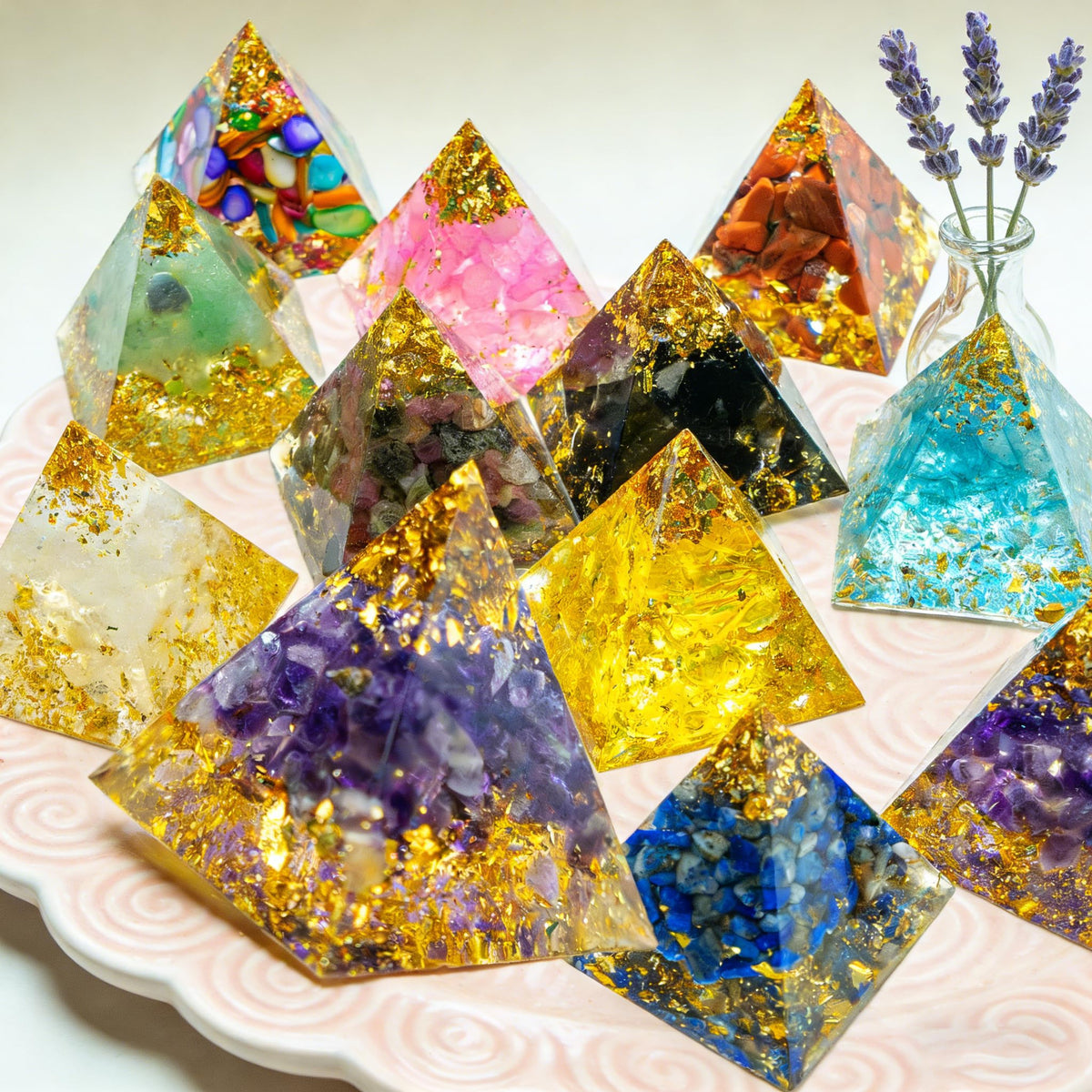 AierCrystal (1.18inch-12pcs Natural Healing Crystal Pyramid Set —Feng Shui Home Decoration, Chakra Balancing Purification, Energy Healing Meditation Tool, Home Ornament(3cm Pyramid 12pcs Set)