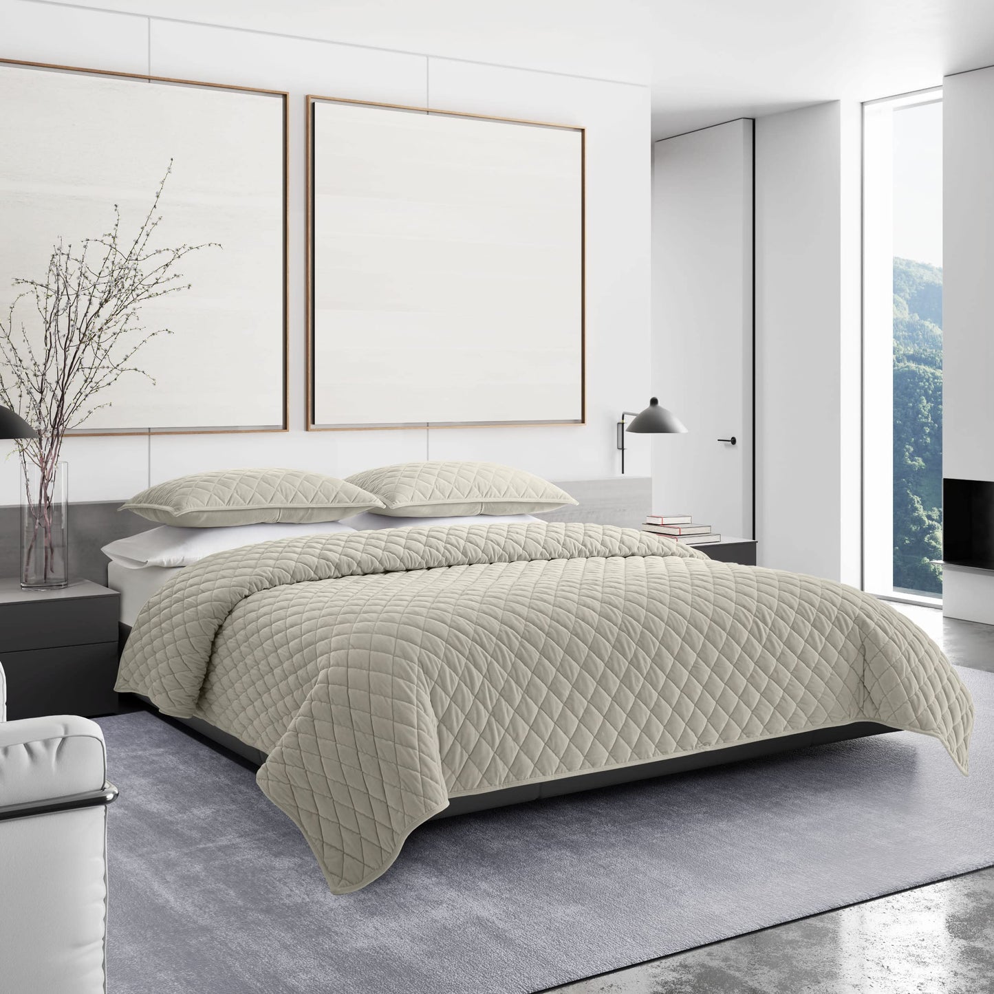 Vera Wang - Queen Quilt Set, Super Soft Bedding Set with Matching Shams, Modern Room Essentials (Diamond Velvet Natural, Queen)