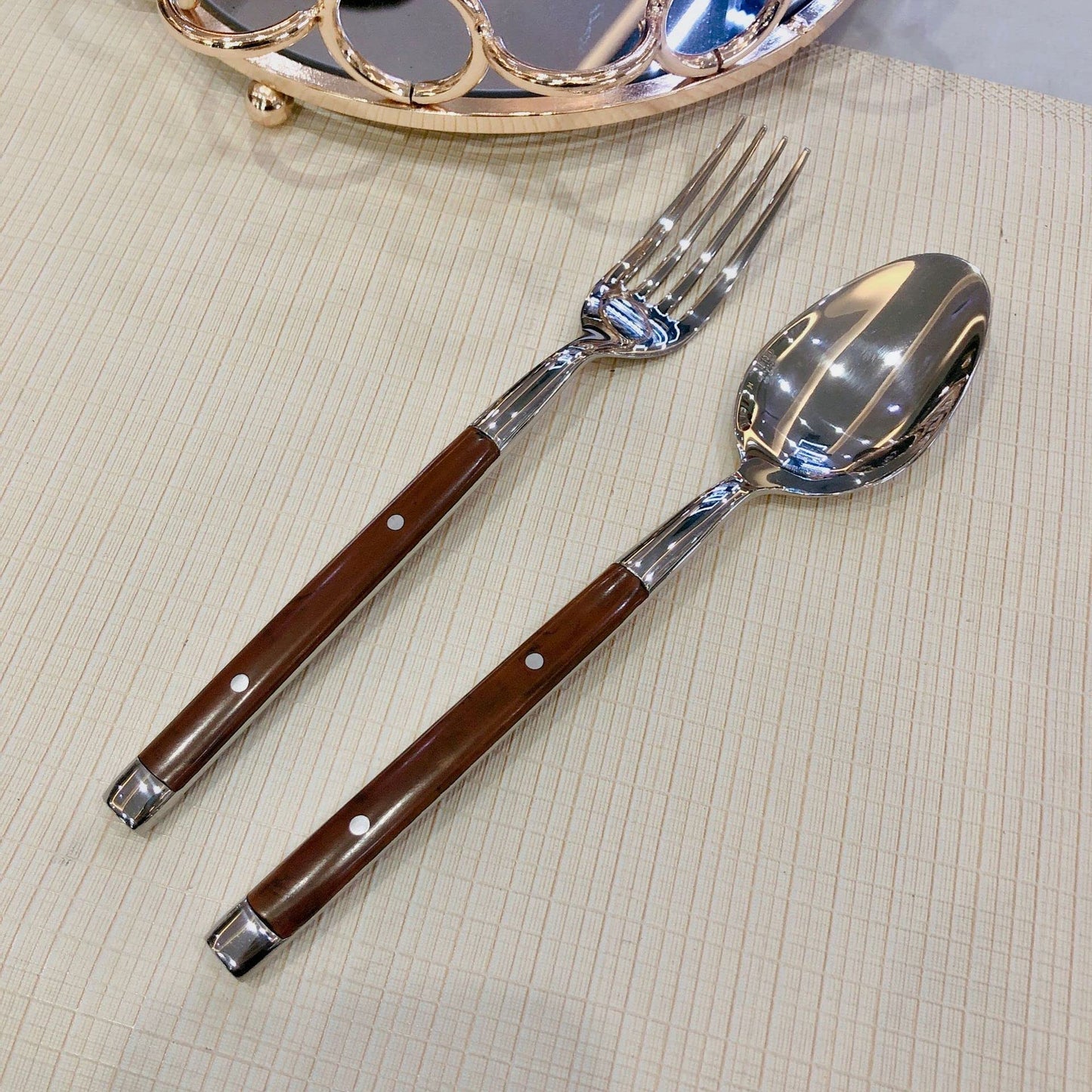 30 Piece Brown Silverware Set for 6 Classic Flatware Set Elegant 18/8 Stainless Steel Western Rivet Cutlery Delicate Utensils for Home Seder Holiday Dishwasher Safe Mirror Polished