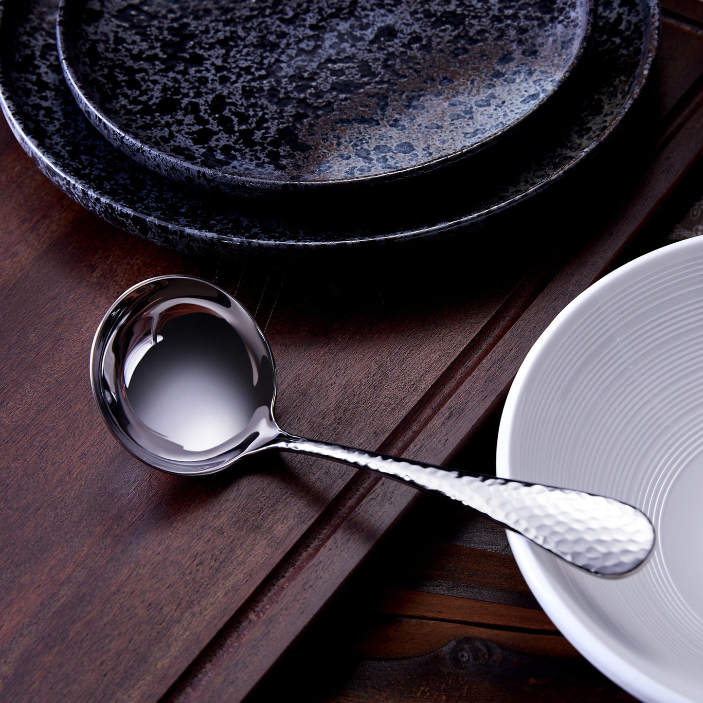 KEAWELL Premium 7.3" Hammered Gravy Ladle – 18/10 Stainless Steel – Exquisite Blend of Elegance and Functionality – Dishwasher Safe