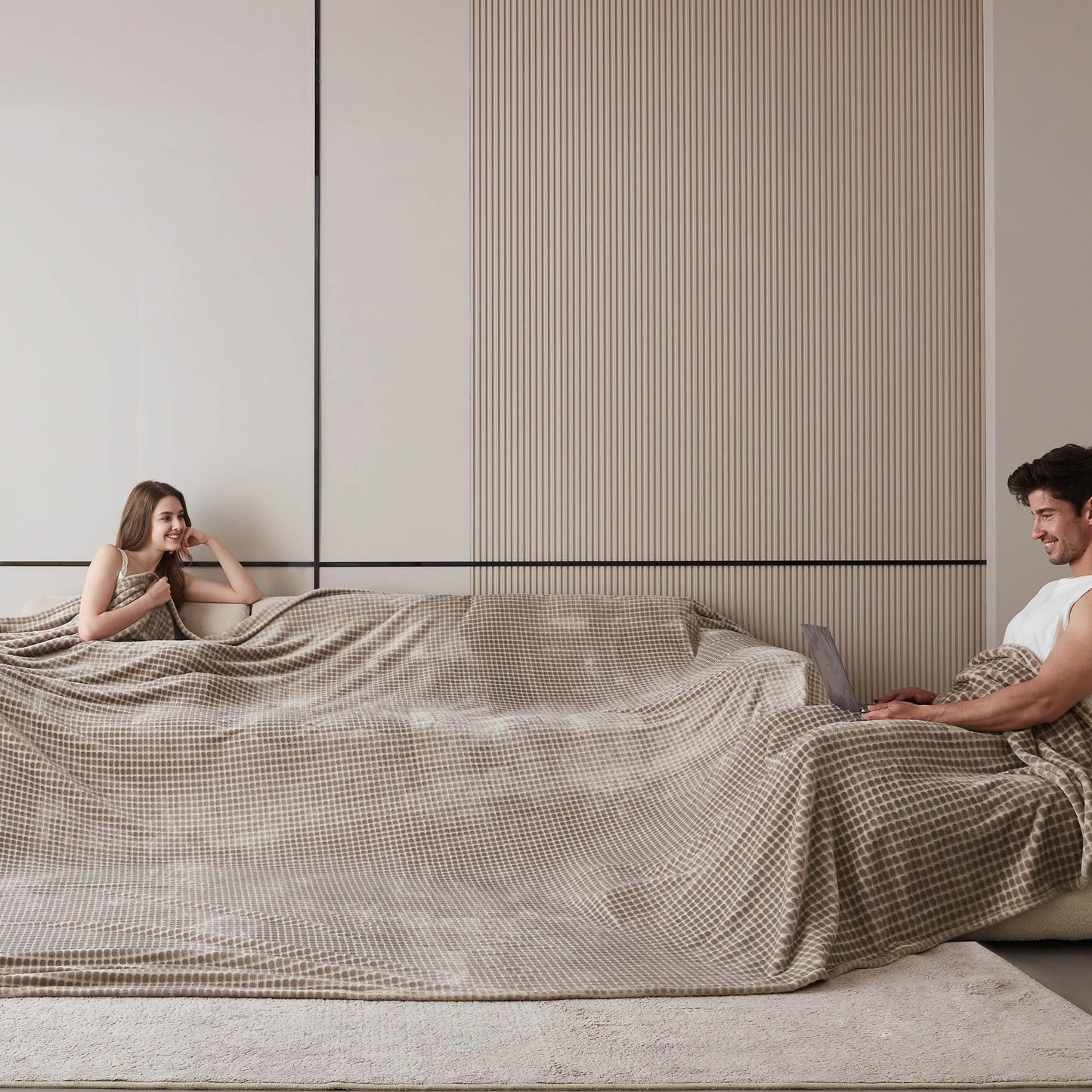 Oversized King Fleece Blanket 120x138 Inches, Seamless Soft Cozy 3D Jacquard Flannel Blanket 10'x11.5' Extra Large for Bed, Sofa, Travel & Camping, California King Throw, Taupe - Oval Pattern