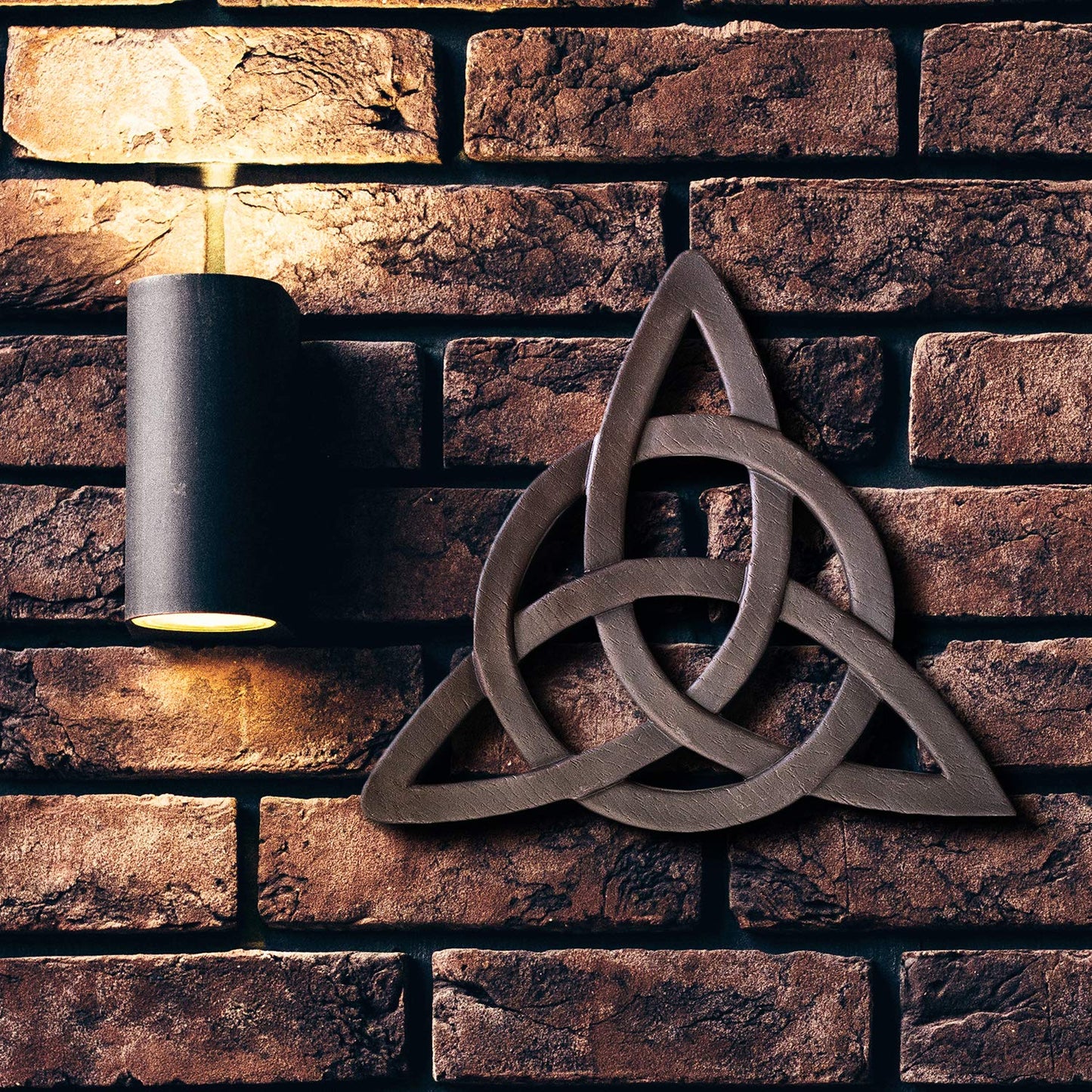 Super Z Outlet Resin Celtic Trinity Knot Wall Art for Home Decoration, Religious Communion Baptism Gifts, Churches