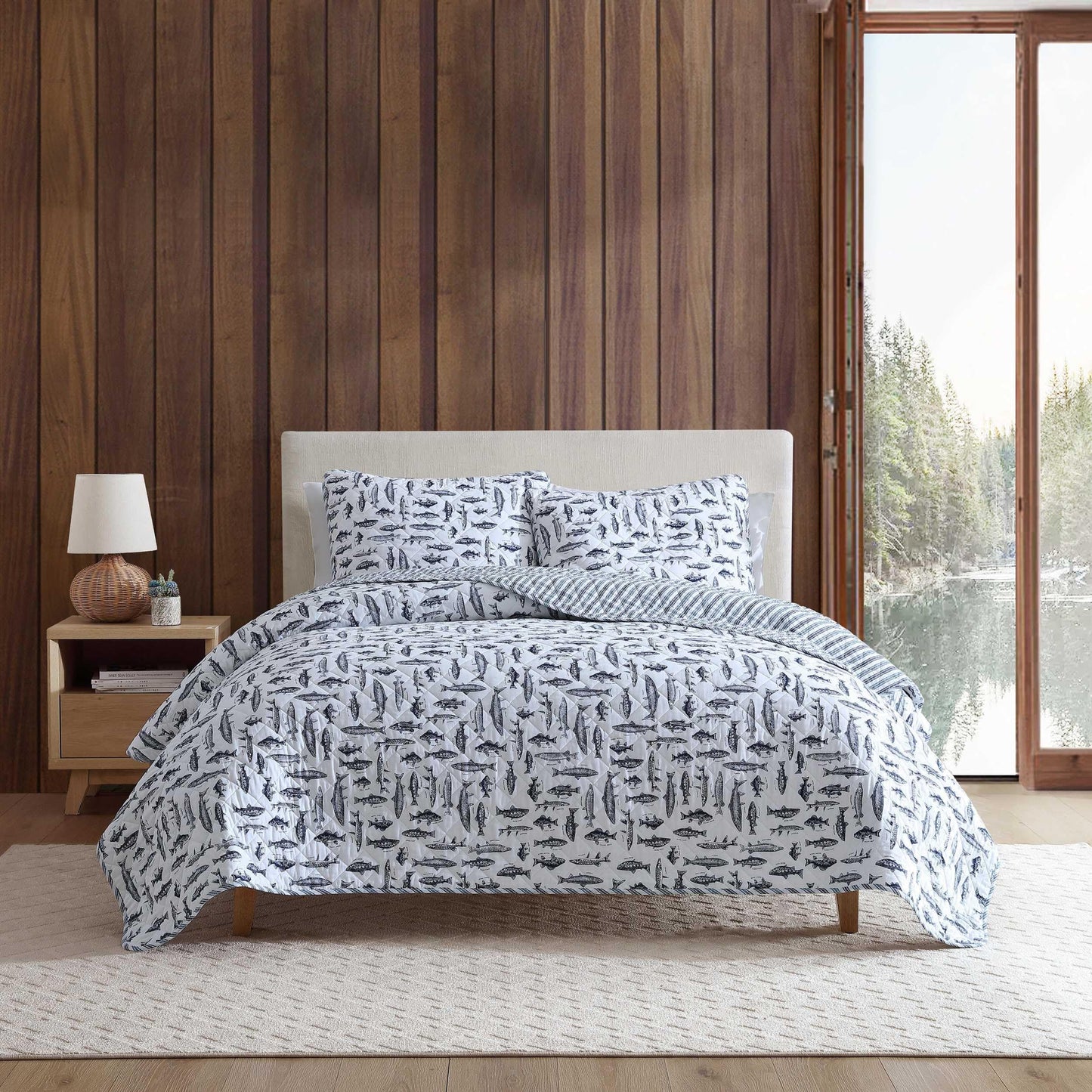 Eddie Bauer - Quilt Set, Super Soft Bedding with Matching Shams, Silky Smooth & Breathable, Classic Home Essentials (Wes Fish Blue, Full/Queen)