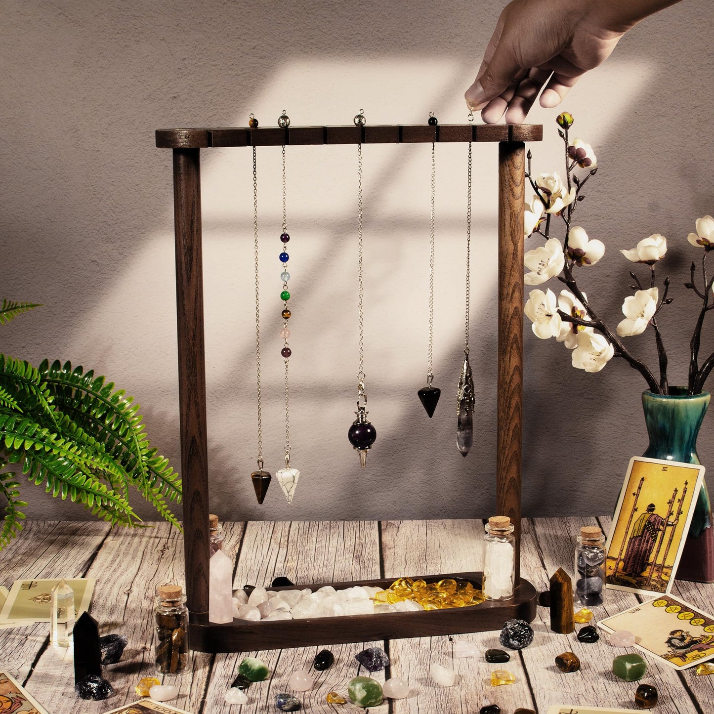 Kihomi Pendulum Display Stand with Tray - Wooden Necklace Stand, Crystal holder for 17 Pendulums and Pendants - Aesthetic Witchy Decor, Witchcraft and Wiccan Supplies for Your Spiritual Space (Brown)