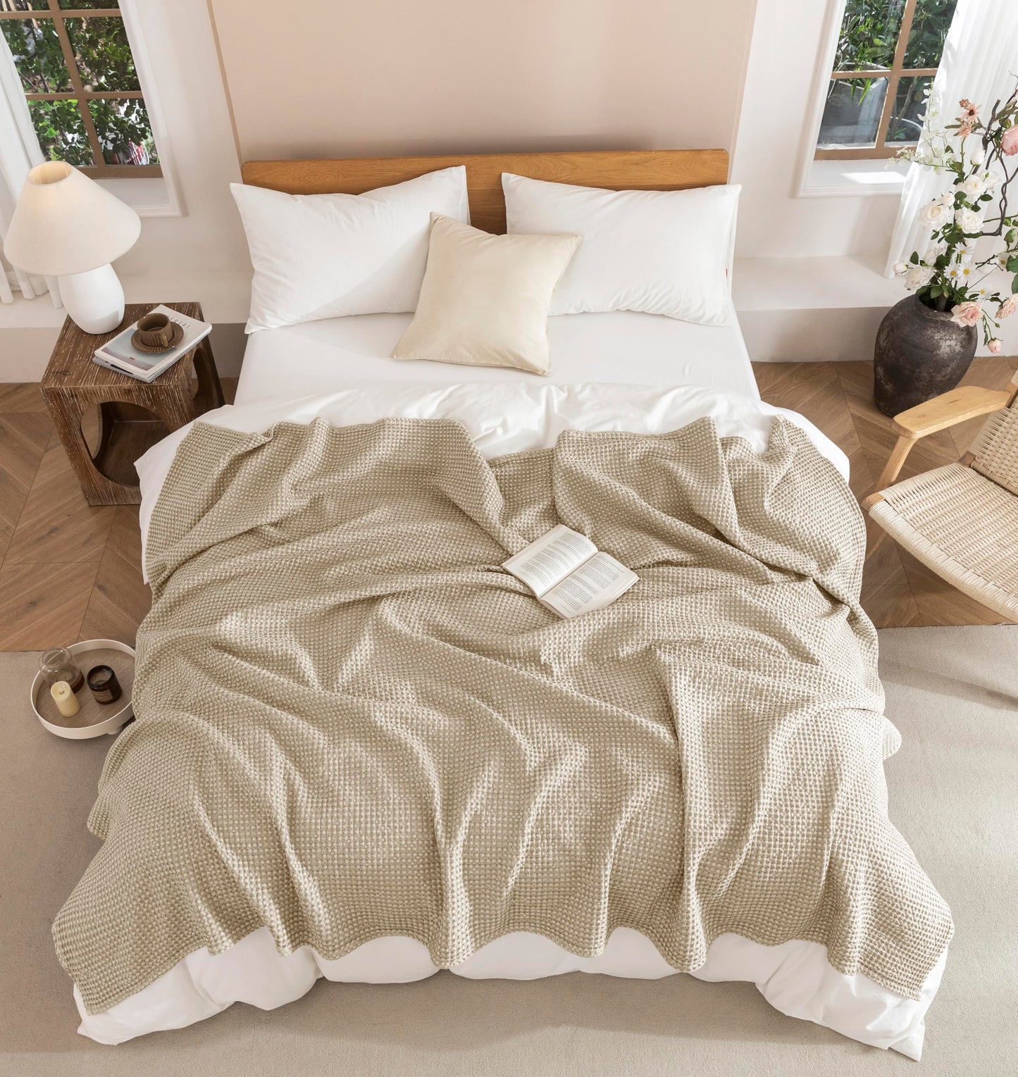 Talasily 100% Cotton Blanket Queen Size for Bed - Spring and Summer Cooling Lightweight & Breathable Bedding -Soft Waffle Weave Christmas Blanket, Machine Washable,Oatmeal,90x90 Inches
