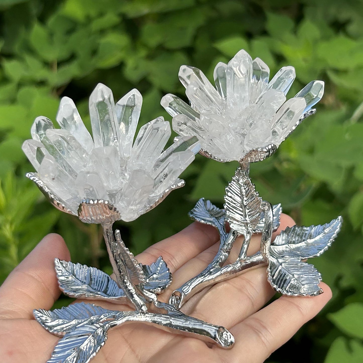 Xzyycyj 3.7" Crystal Tree,Crystal Gifts for Women - Natural Clear Quartz Crystal Cluster Mineral Crystal Flowers Home Decor Gifts Crystals and Stones (Crystal Quartz Silver Stand)