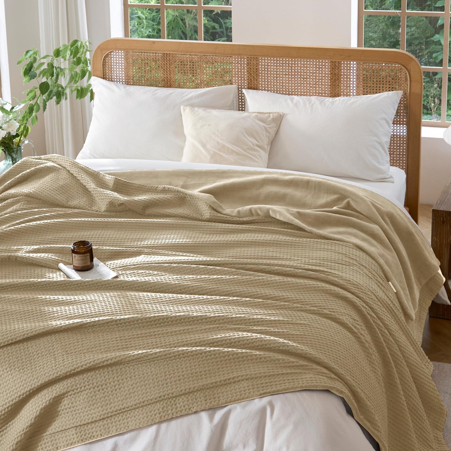 CHUFFED Cotton Waffle Blanket Throw Size - Plush Milk Velvet & Reversible Waffle Weave,Anti-Static 500Gsm Design，Thick Cozy Soft Winter Blanket for Bed, Couch, Sofa - Khaki, 50x70 Inches