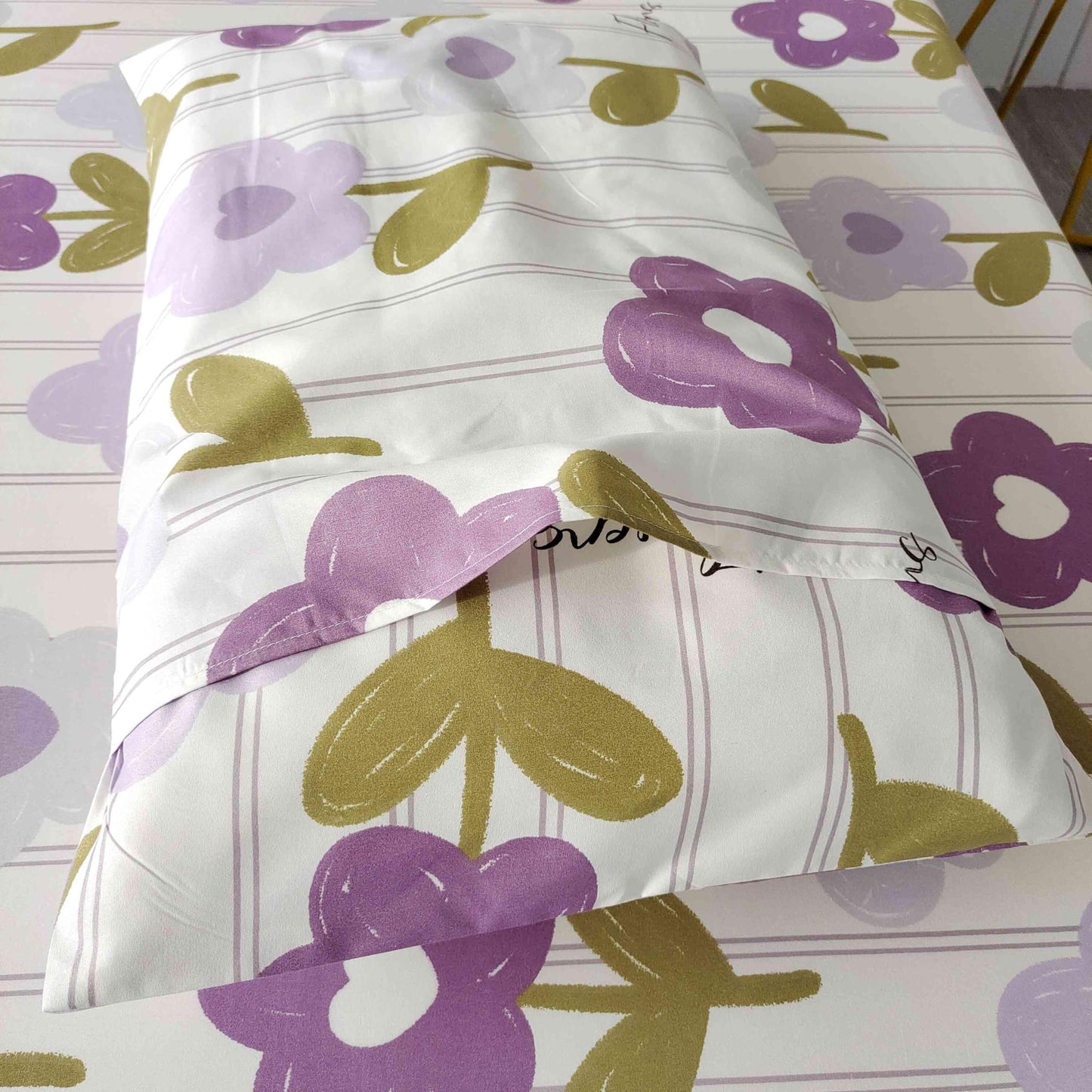 SDIII Purple Floral Fitted Sheet Full with 2 Pillowcases, Deep Pocket Soft Microfiber Purple Floral Bed Sheet Full Size All Season