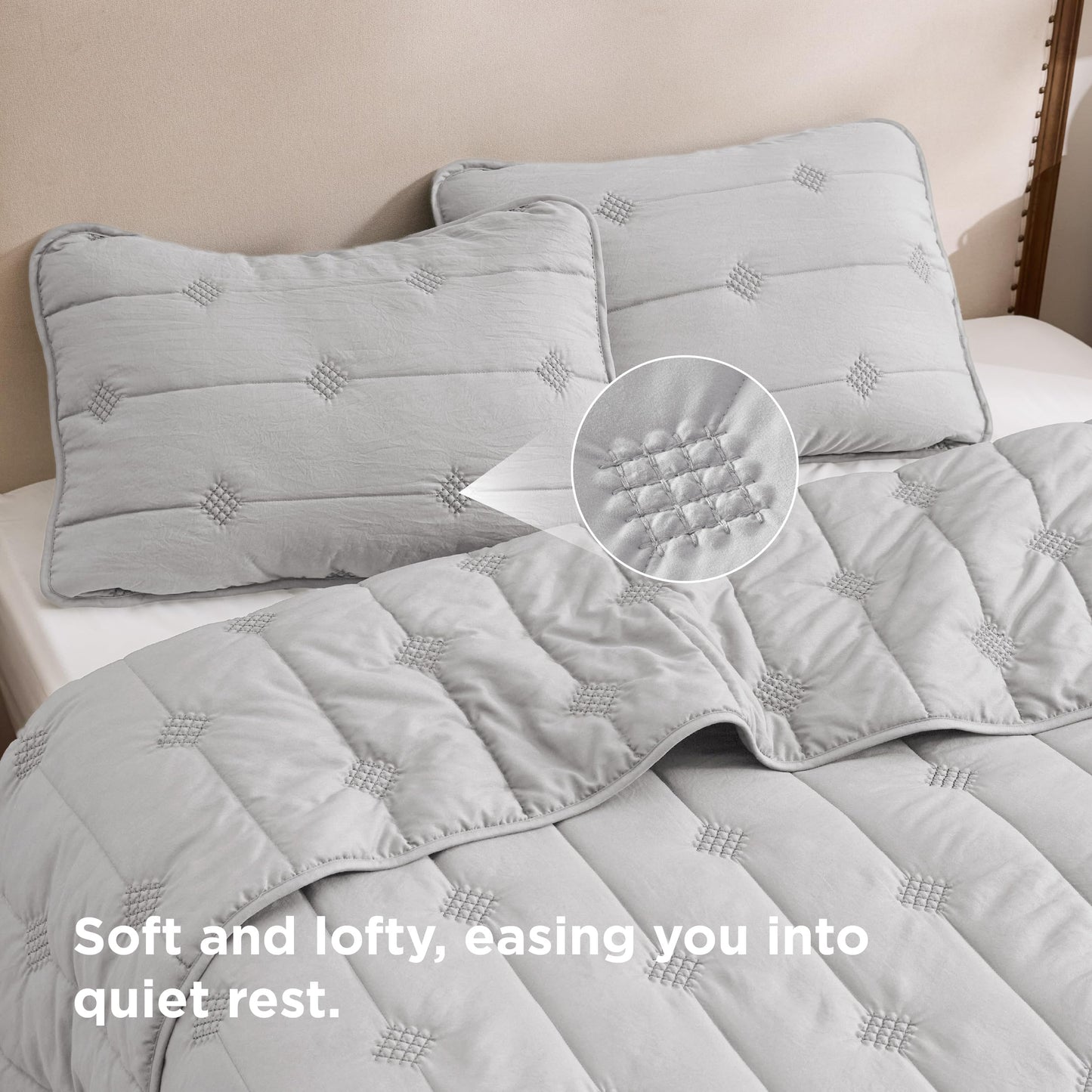 Bedsure Lightweight Comforter King Size – Extra Soft & Breathable Quilt Set, 3 Piece Prewashed Cotton-Like Polyester Bedding, Includes 1 Quilt 106x96 Inches with 2 Shams, Machine Washable, Light Grey
