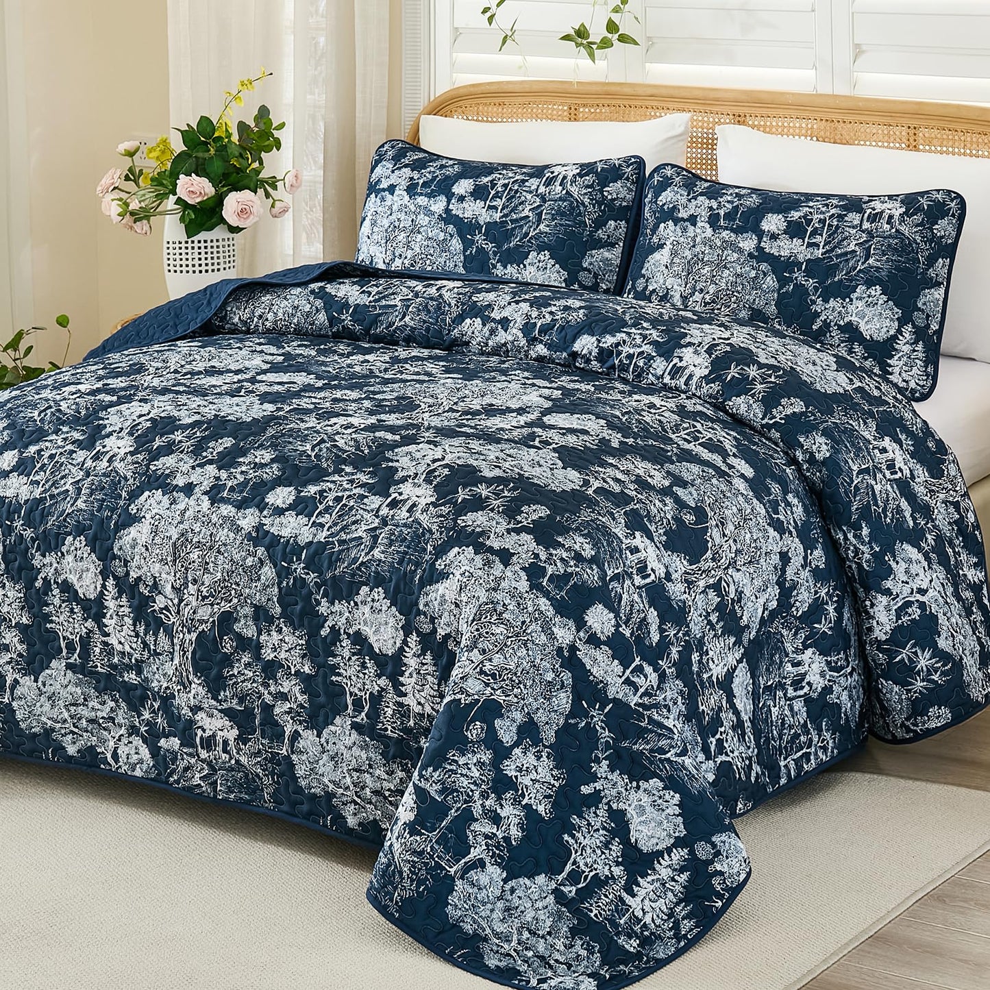 WONGS BEDDING Quilt Set Queen Size,3 Pieces Navy Blue Floral Plants Printed Bedspread Coverlet Set Soft Lightweight Toile Botanical Bedding Set for All Season (96"x90")