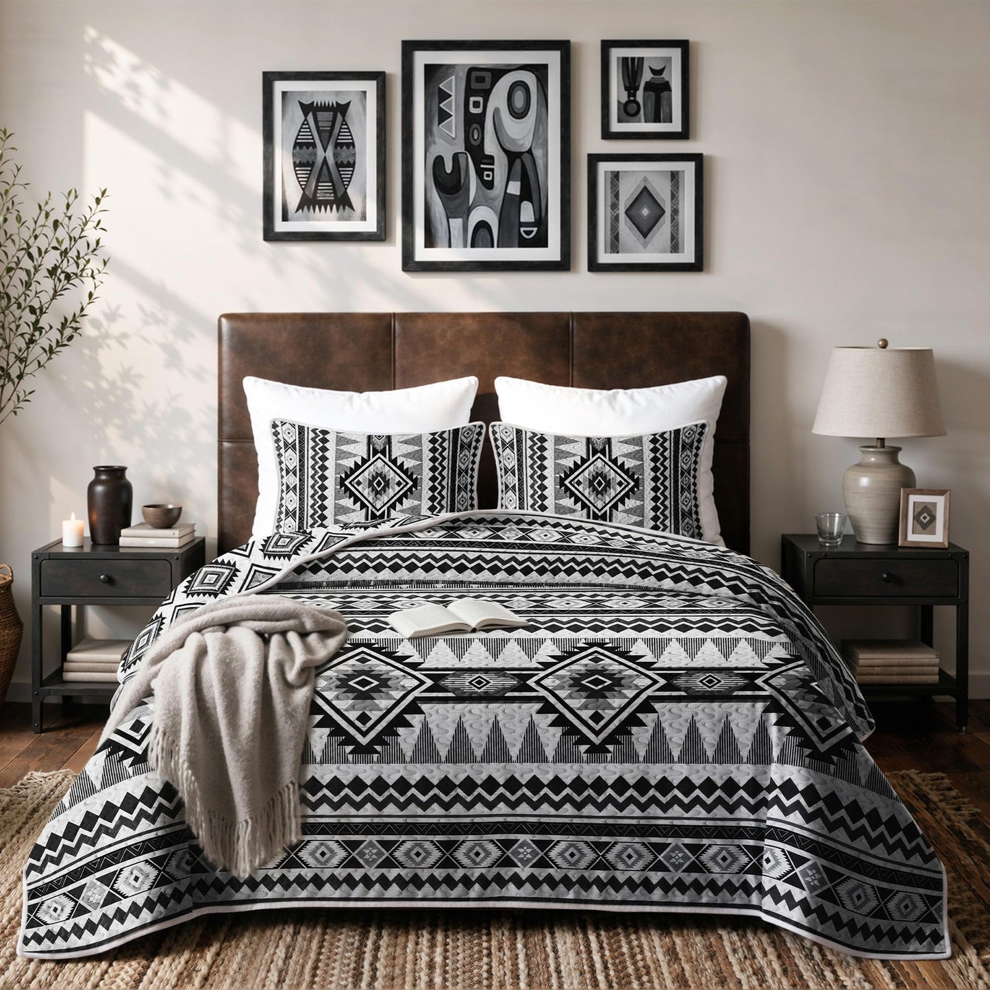 akkialla Reversible Black Boho Queen Quilt Set, 2-Piece Bohemian Aztec Microfiber Bedspread, Soft Lightweight All-Season Coverlet (1 Quilt, 2 Shams)