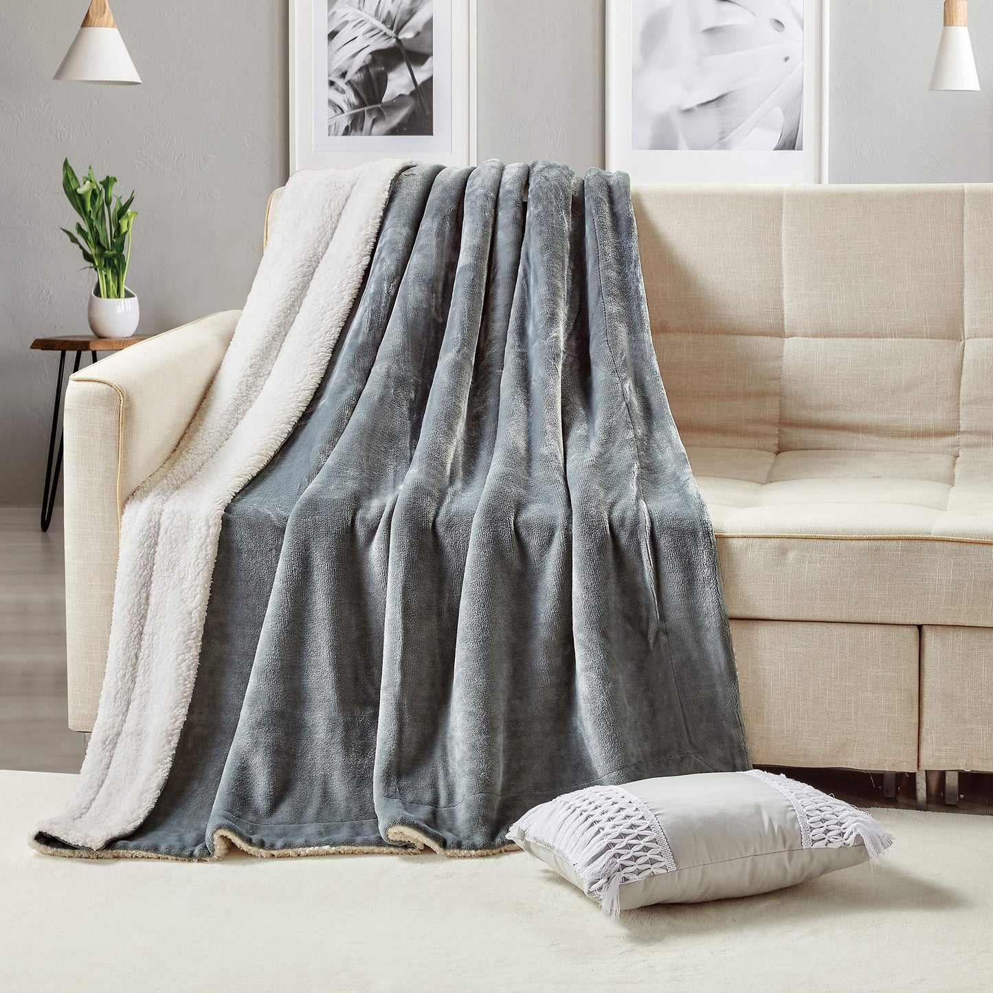 Softan Sherpa Throw Blanket Super Soft Non Shedding Reversible Ultra Luxurious Plush Blanket (50 X 60 inches, Grey)