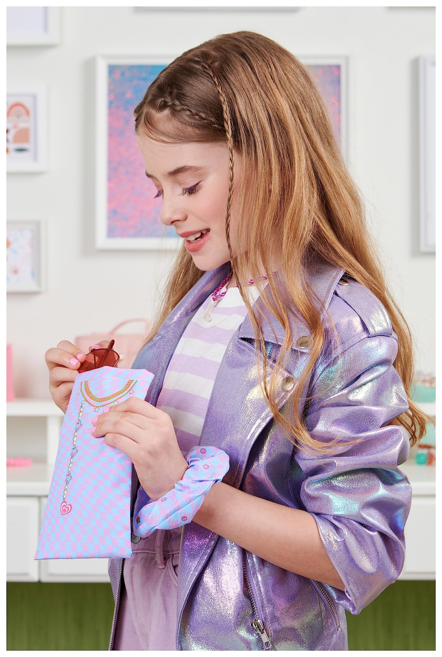 Cool Maker Stitch n Style Fashion Studio - Easy Sew No Thread Sewing Machine with 6 Projects for Kids Ages 8+