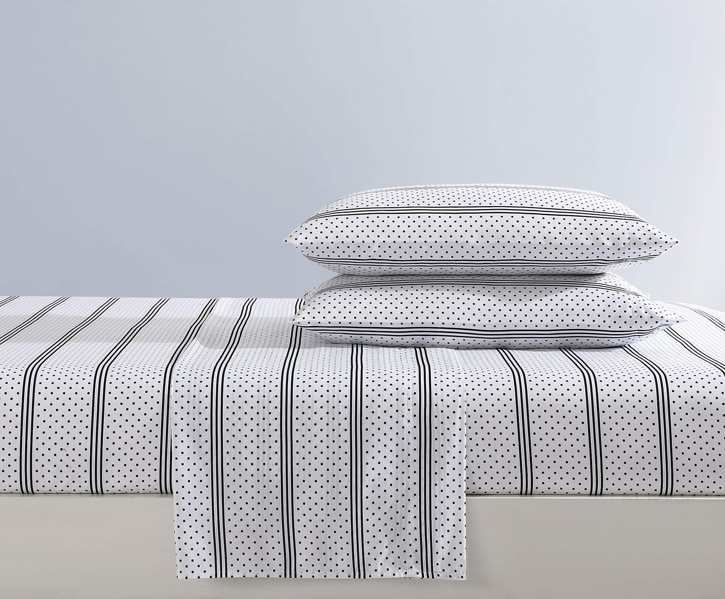 Betsey Johnson - Full Bed Sheets, Soft & Lightweight Bedding, Fade & Wrinkle Resistant (Dots & Stripes, Full)