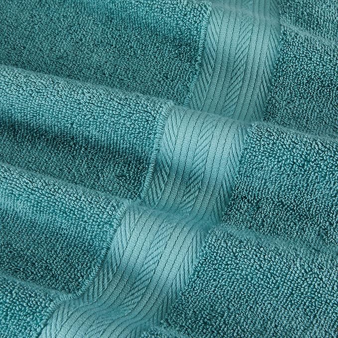 Amazon Basics Fade-Resistant 100% Cotton Bath Towel, Teal Green