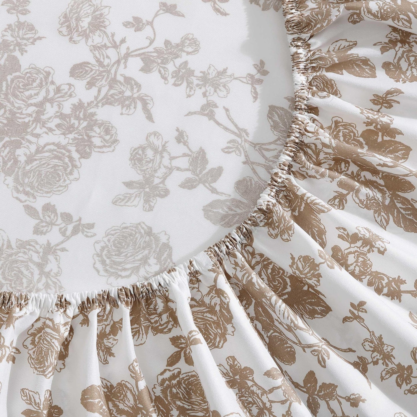 Betsey Johnson - Queen Bed Sheets, Soft & Lightweight Bedding, Fade & Wrinkle Resistant (Garden Toile Brown, Queen)