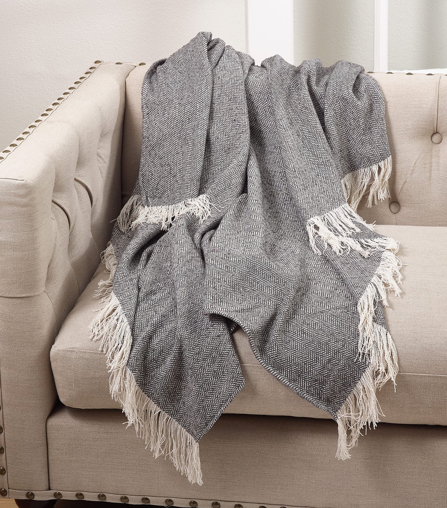 SARO LIFESTYLE Herringbone Pattern Fringe Hem Lightweight Throw Blanket, Grey, 50" x 60", (TH542.GY5060)