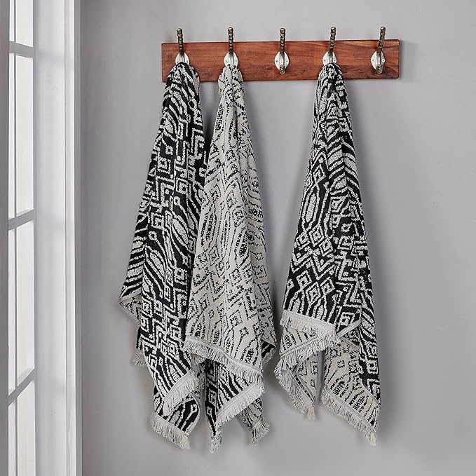 SKL Home Nador Jacquard Bath Towel